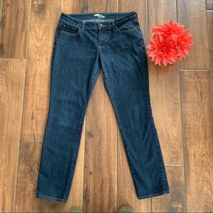 Old Navy The Diva Dark Wash Jeans in Size 8 Short
